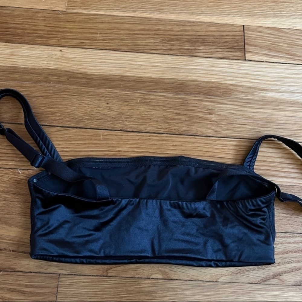 SKIMS Satin (B18) Bra NWT onyx XS - Picture 2 of 3
